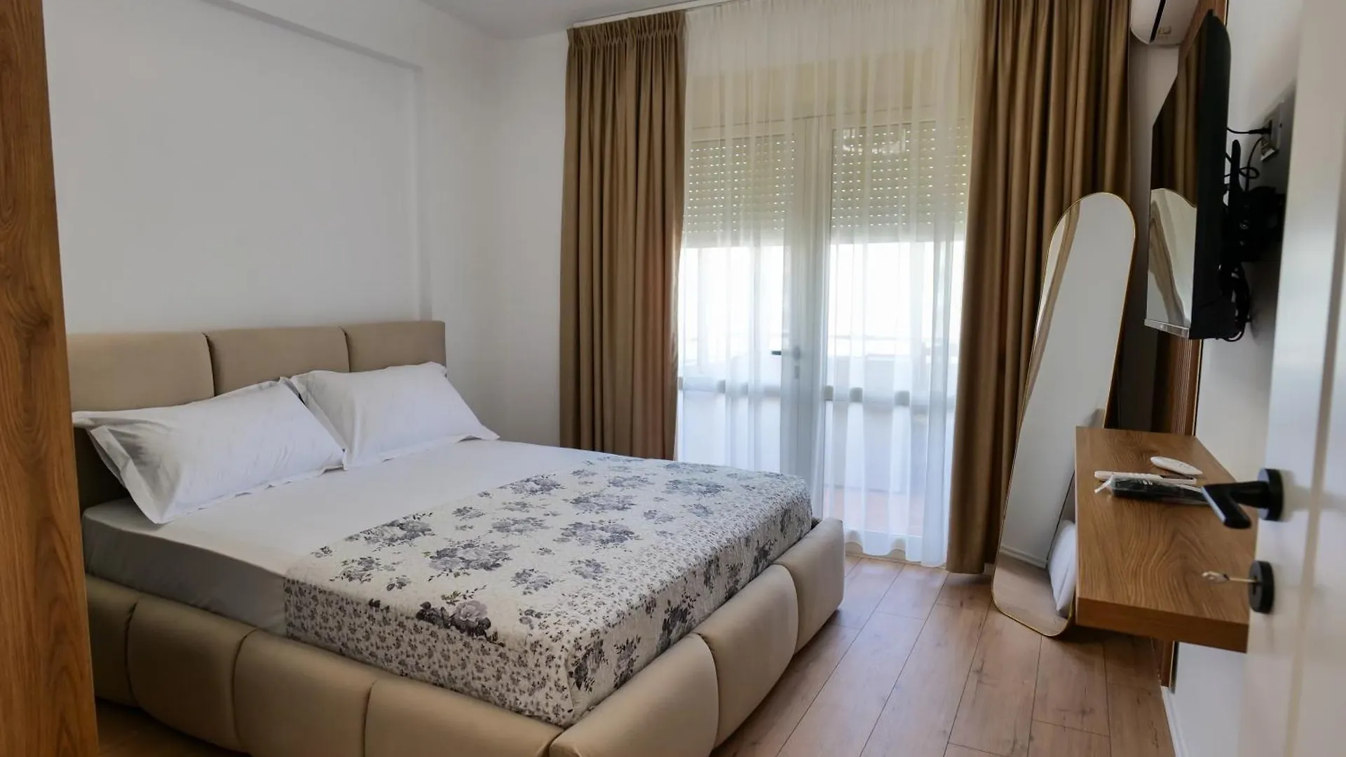شقة Xhejn'S Apartament 23 دراس ألبانيا